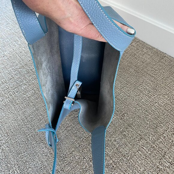 Light Blue Pebbled Leather Bucket Bag Lock Clemence Taurillon Picotin Bag - Picture 7 of 8